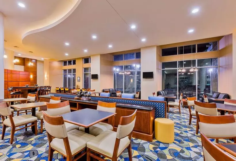 ホテル Hampton Inn & Suites Downtown Owensboro/waterfront