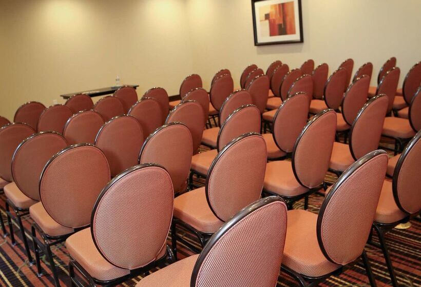 בית מלון כפרי Hampton Inn Union City