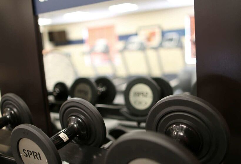 فندق Hampton Inn Union City