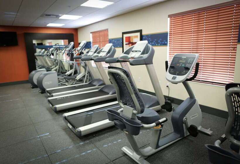 فندق Hampton Inn Union City