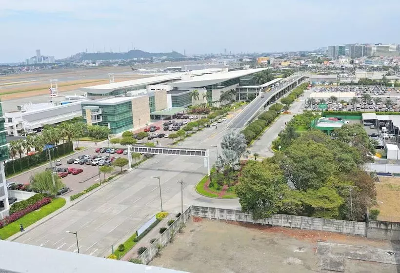 ホテル Holiday Inn Guayaquil Airport, An Ihg