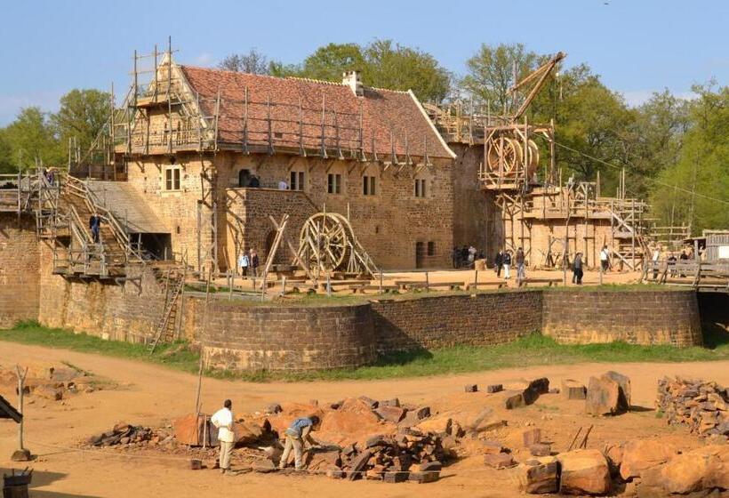 בית מלון כפרי Ibis Budget Cosnesurloire