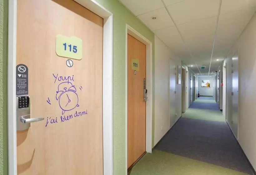 Отель Ibis Budget Cosnesurloire