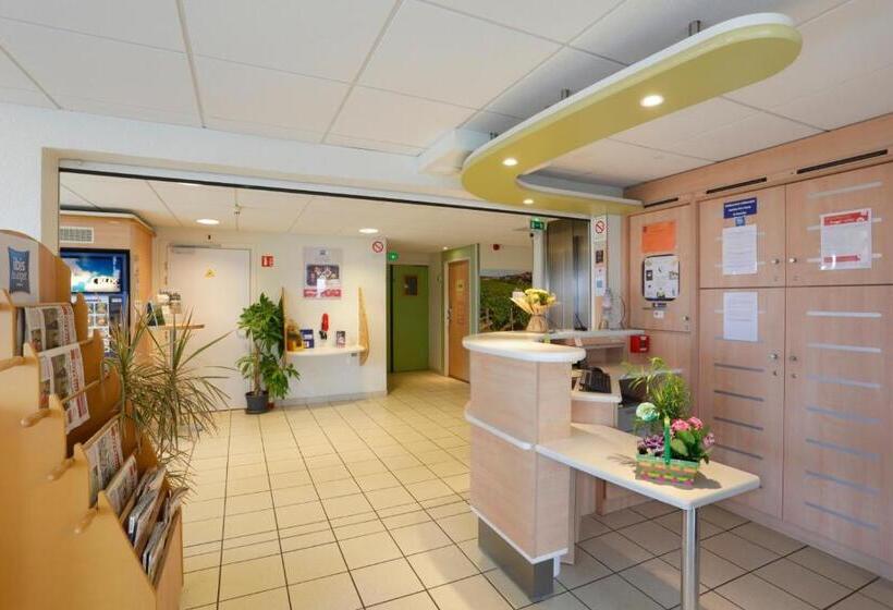 בית מלון כפרי Ibis Budget Cosnesurloire