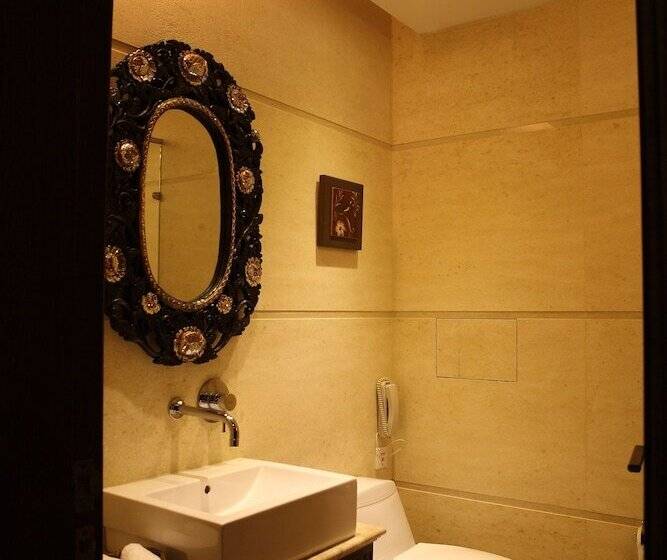 Otel Nanjing Baliyuanshu Vogue Hotspring