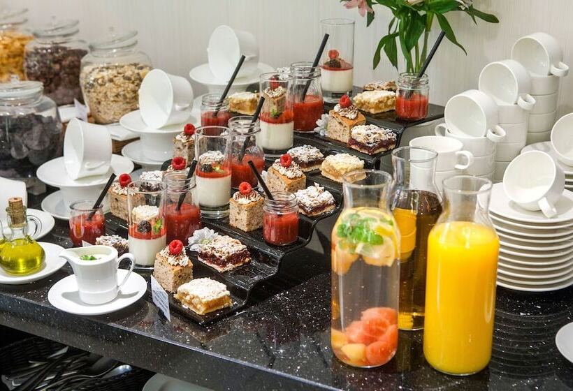 Różany Gaj   Destigo Hotels