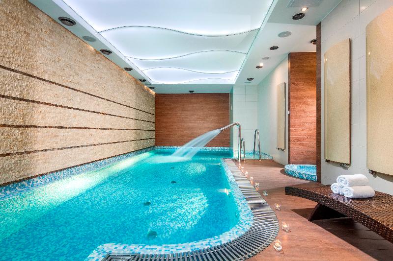 Różany Gaj   Destigo Hotels