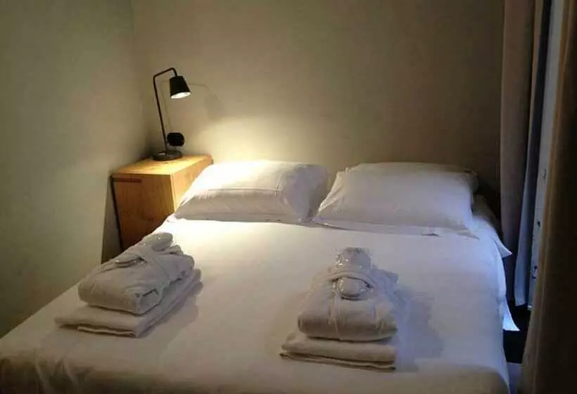 בית מלון כפרי Suite Art Navona