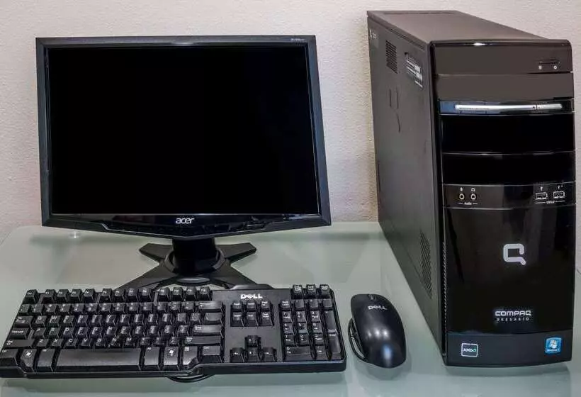 Отель Super 8 By Wyndham Beaumont I 10 College St