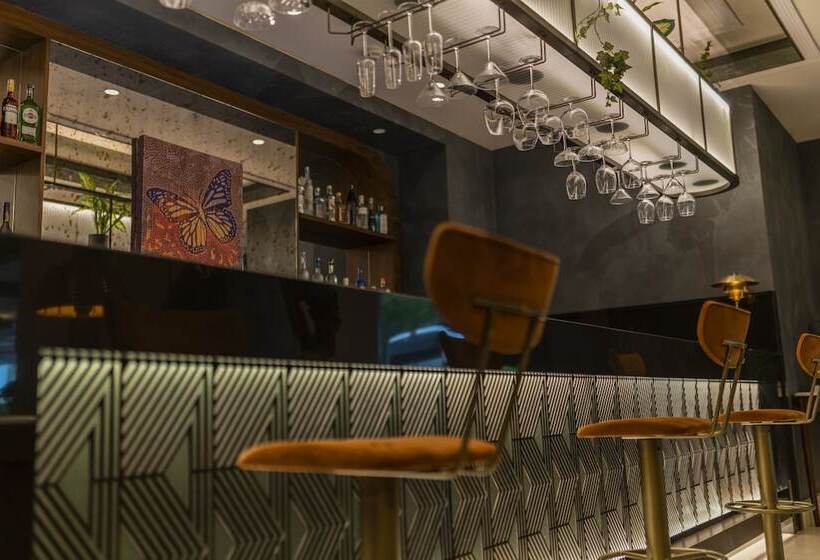 ホテル The Artisan Istanbul Mgallery