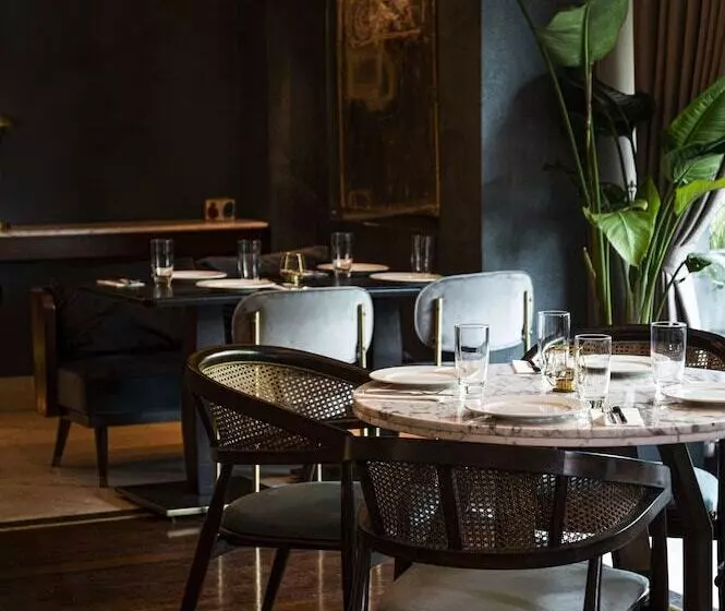 هتل The Artisan Istanbul Mgallery