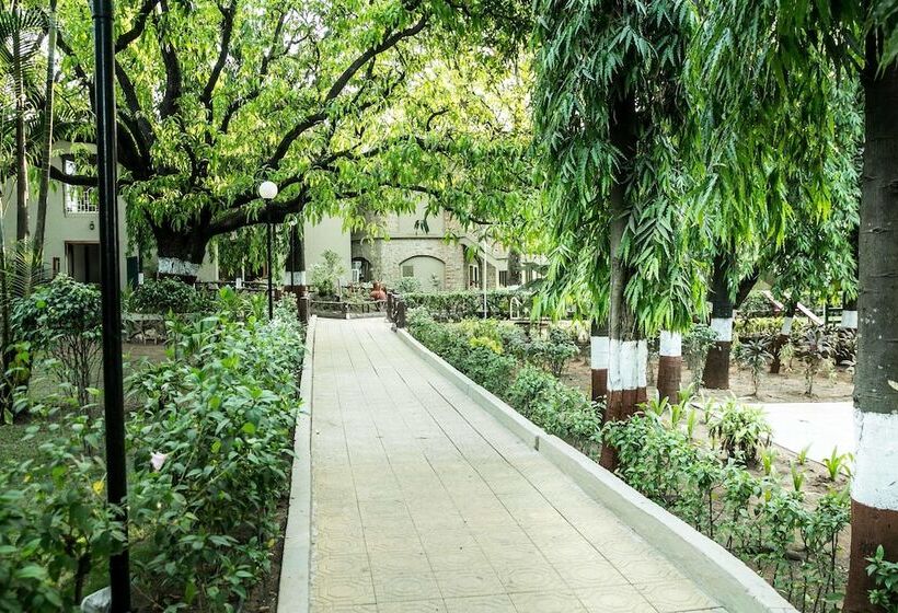 Ras By Treat Resorts, Silvassa