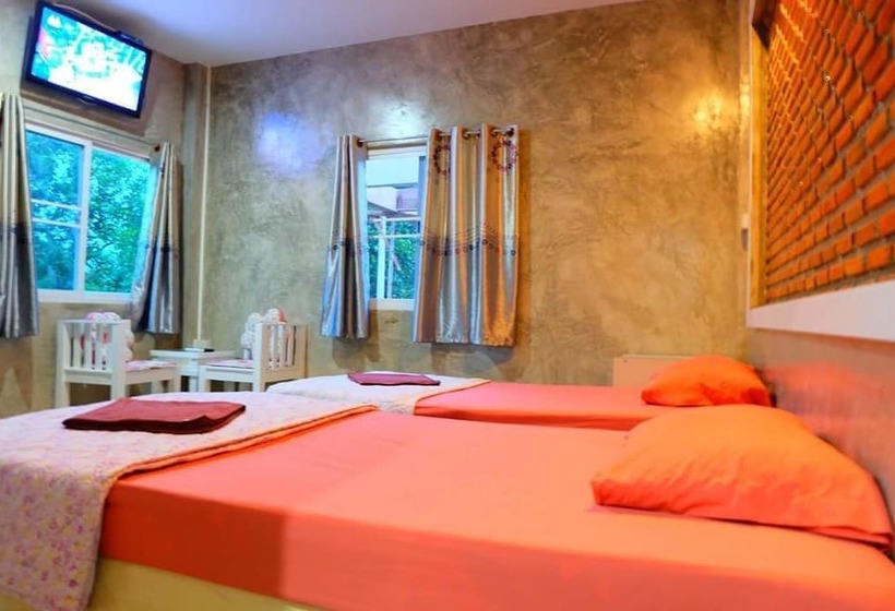 בית מלון כפרי Baanngau 3 Season Resort