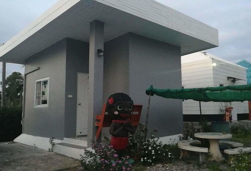 בית מלון כפרי Baanngau 3 Season Resort