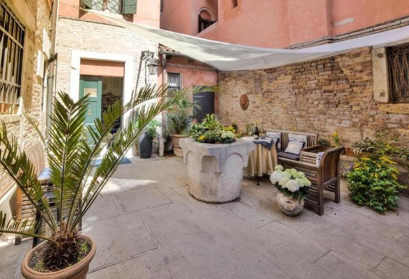 تختخواب و صبحانه Ca' Della Corte