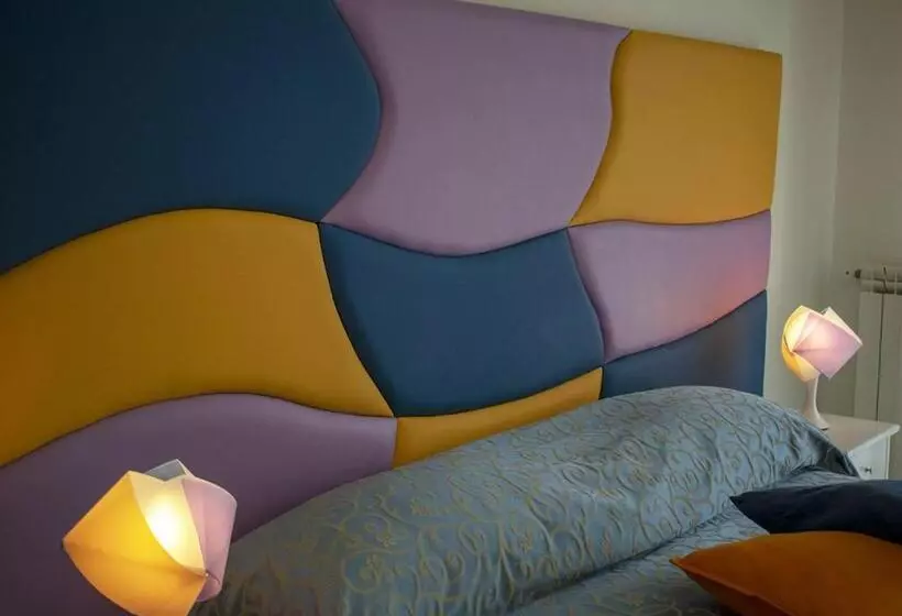 تختخواب و صبحانه La Casa D'a...mare