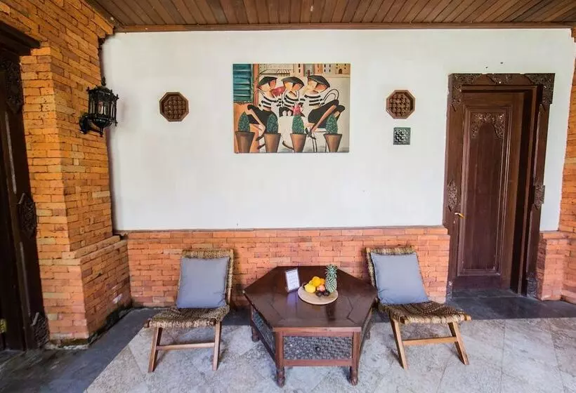 هتل Fare Ti’i Villas