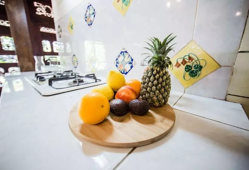 هتل Fare Ti’i Villas