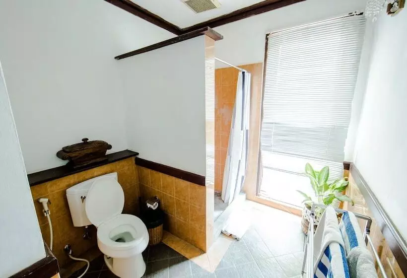 هتل Fare Ti’i Villas