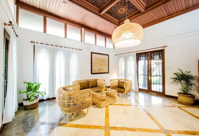 هتل Fare Ti’i Villas