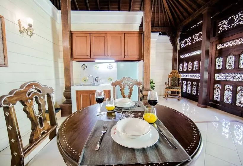 هتل Fare Ti’i Villas