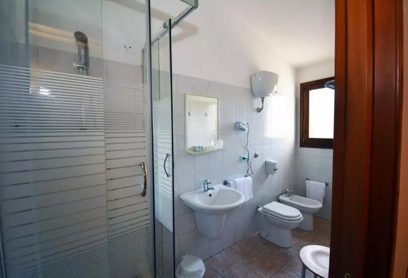 Отель La Corte Degli Ulivi