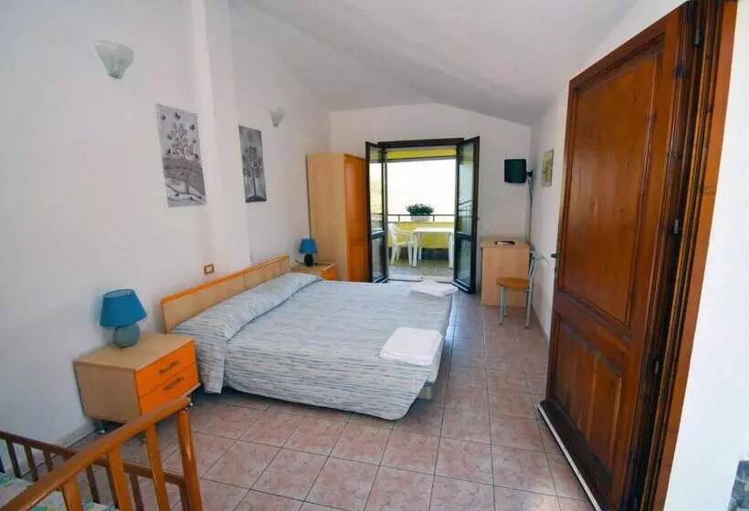 Отель La Corte Degli Ulivi