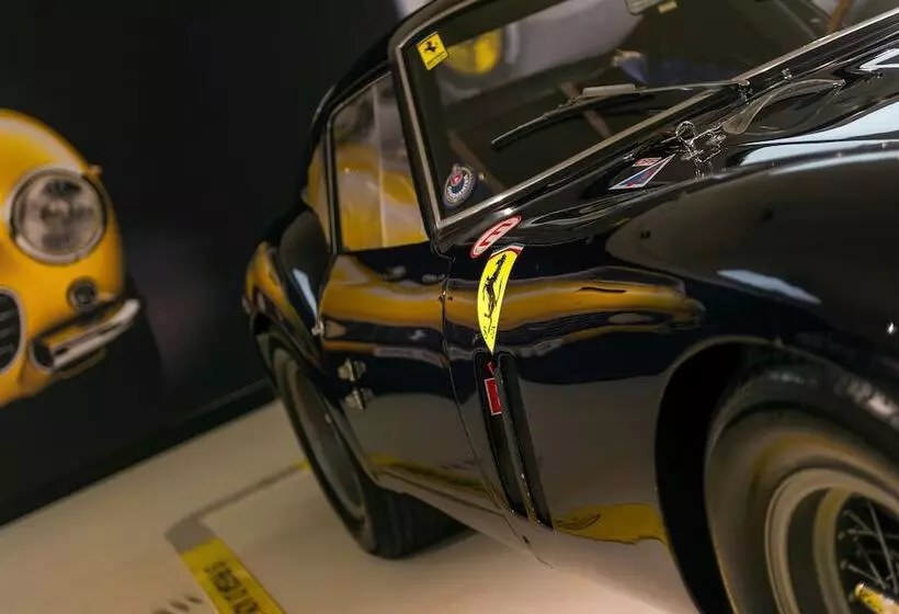 هتل Maranello Village