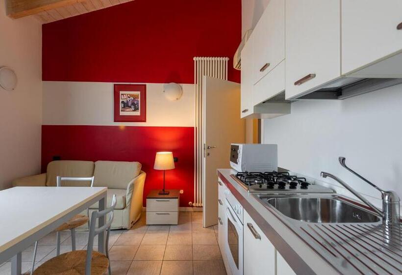 فندق Maranello Village