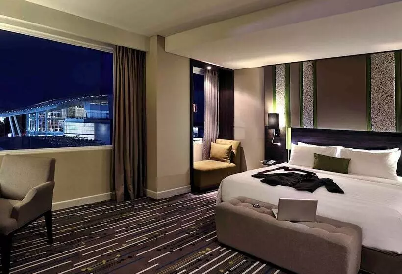 בית מלון כפרי Mercure Serpong Alam Sutera