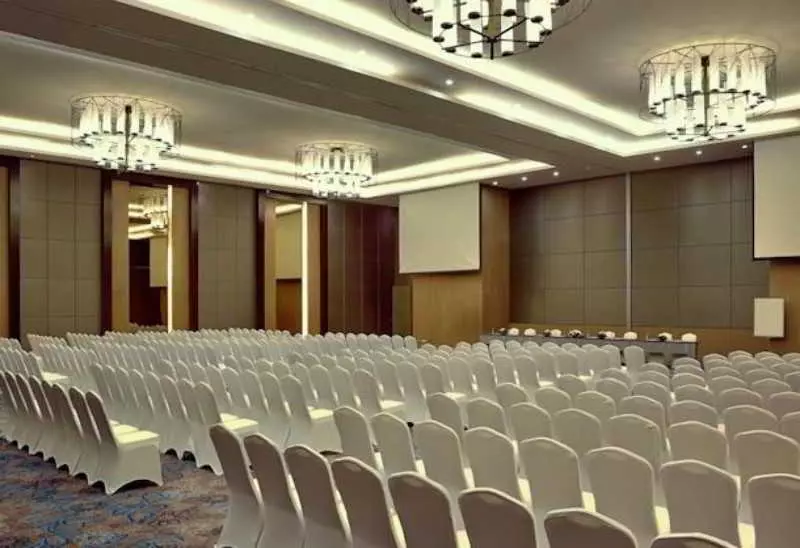 בית מלון כפרי Mercure Serpong Alam Sutera