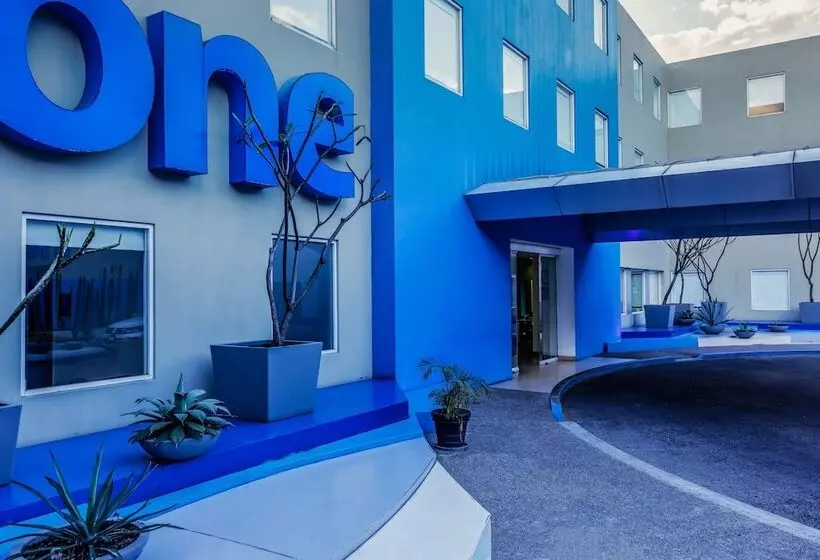 Отель One Oaxaca Centro