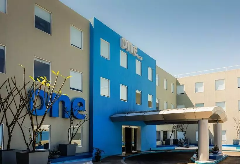 Отель One Oaxaca Centro