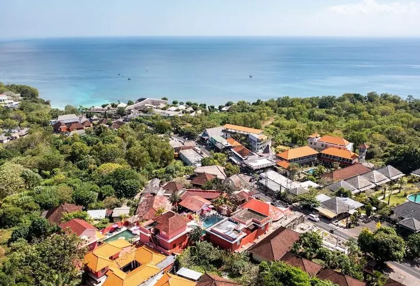 בית מלון כפרי Pinkcoco Uluwatu   Constant Surprises & For Cool Adults Only