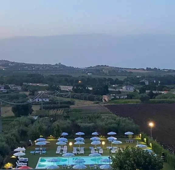 Отель Ristorante Casa Rossa