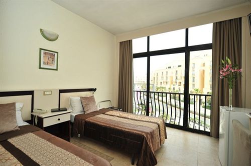 בית מלון כפרי Ir-Rokna