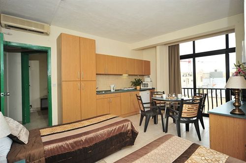 בית מלון כפרי Ir-Rokna