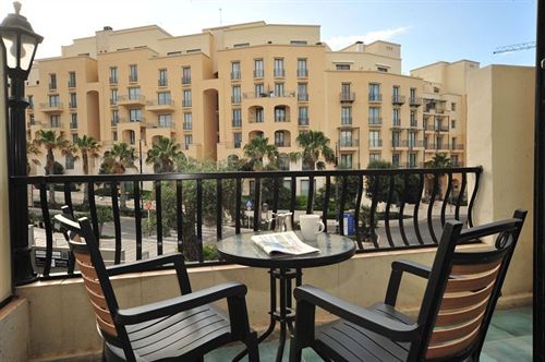 בית מלון כפרי Ir-Rokna