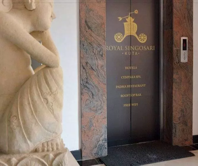 ホテル Royal Regantris Kuta