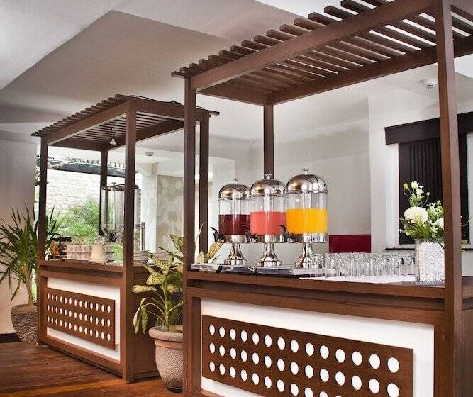 فندق Royal Regantris Kuta