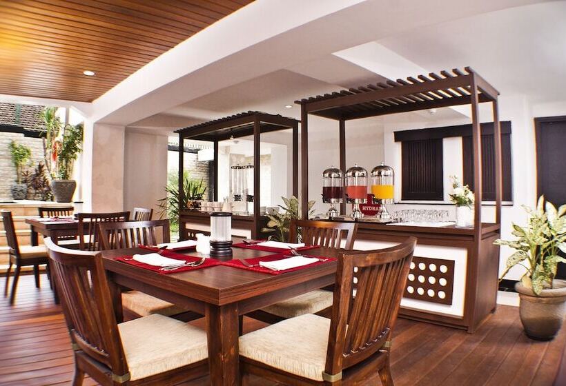 فندق Royal Regantris Kuta