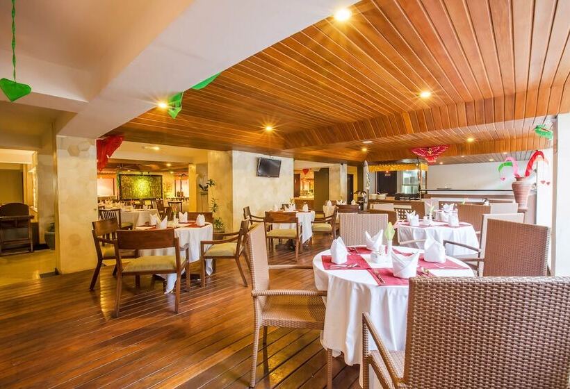 فندق Royal Regantris Kuta