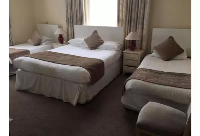 ホテル Runnymede Court