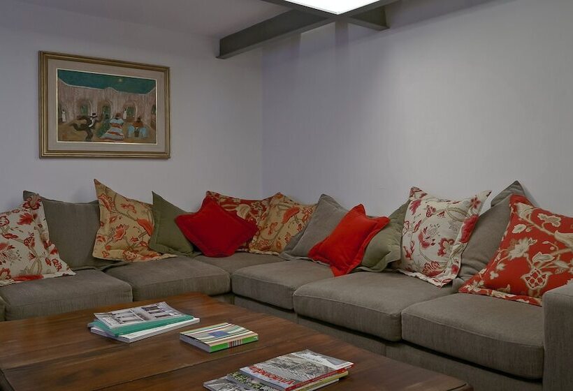 هتل San Telmo Suites