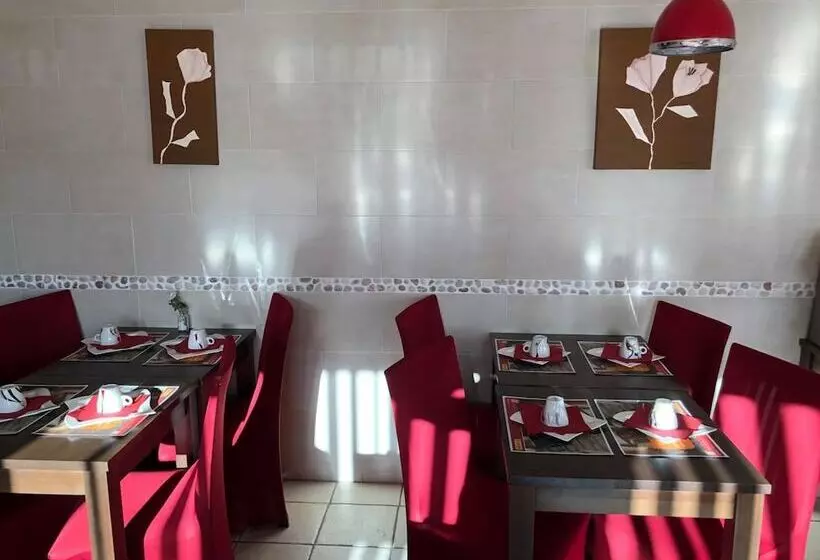 Hotel Paris Pacific Paris Villejuif  Pres Du Metro L Hay Les Roses Ligne 14   Direct Paris Aeroport Orly E