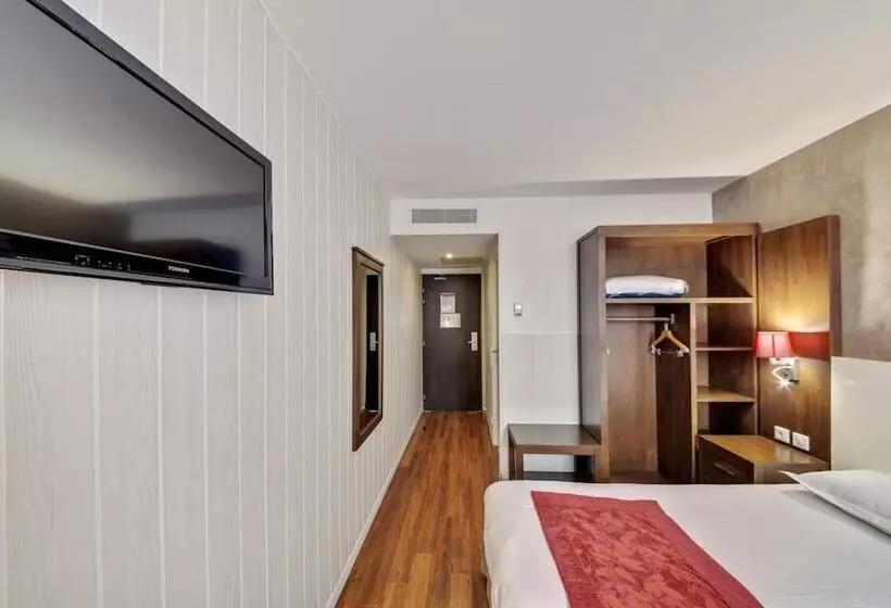 Hotel Paris Pacific Paris Villejuif  Pres Du Metro L Hay Les Roses Ligne 14   Direct Paris Aeroport Orly E