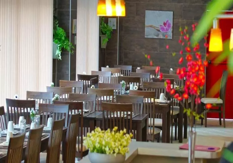 Hotel Paris Pacific Paris Villejuif  Pres Du Metro L Hay Les Roses Ligne 14   Direct Paris Aeroport Orly E