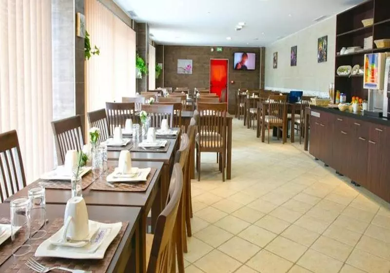 Hotel Paris Pacific Paris Villejuif  Pres Du Metro L Hay Les Roses Ligne 14   Direct Paris Aeroport Orly E