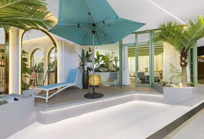 Vanburgh Hotel   Free Shuttle Bus Transfer During Canton Fair