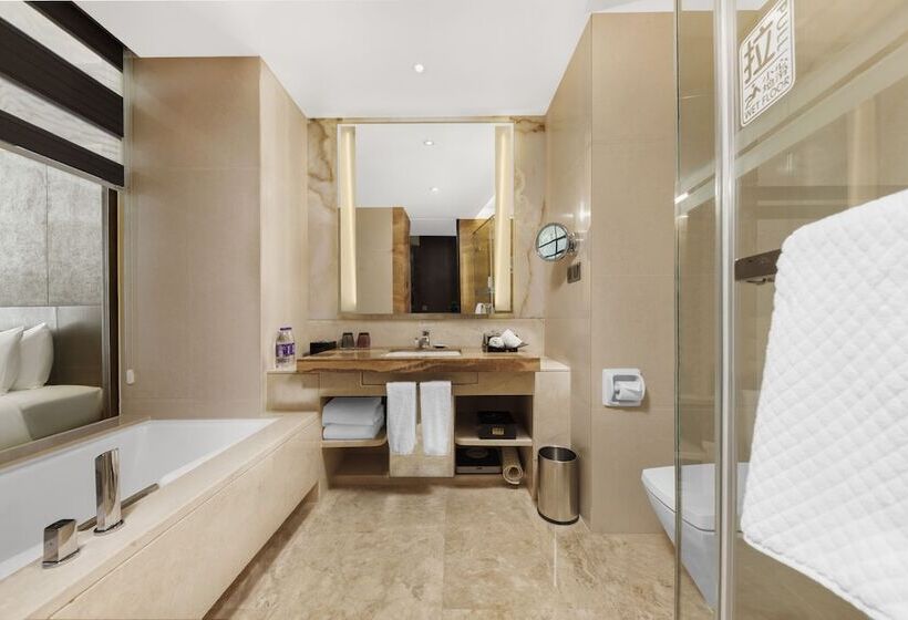 Vanburgh Hotel   Free Shuttle Bus Transfer During Canton Fair